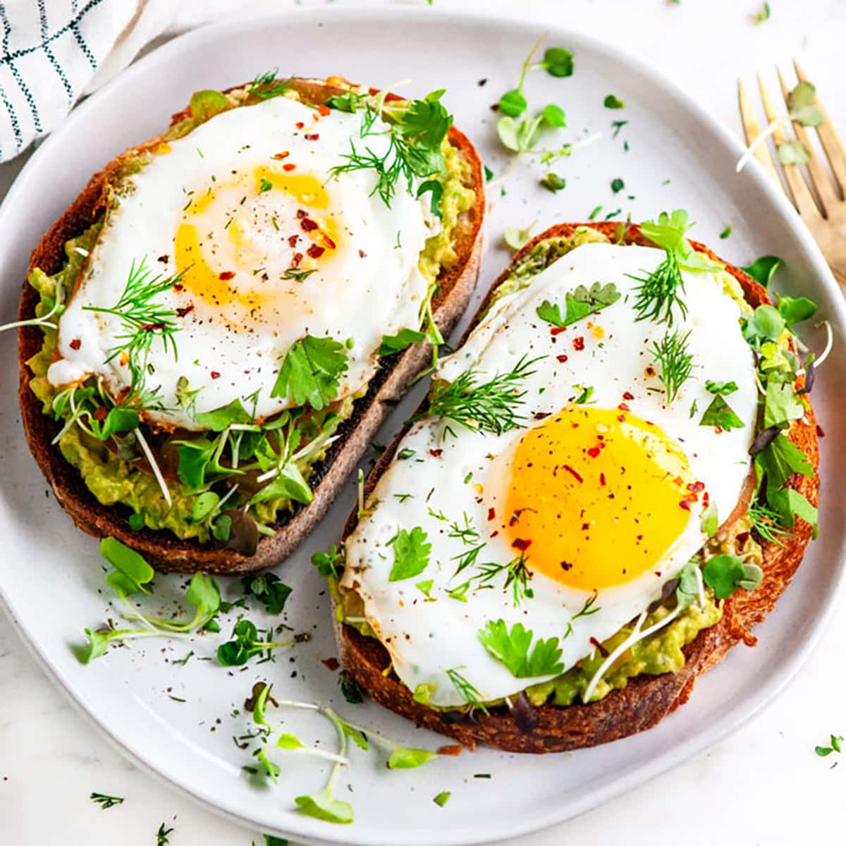 Avocado Egg Toast